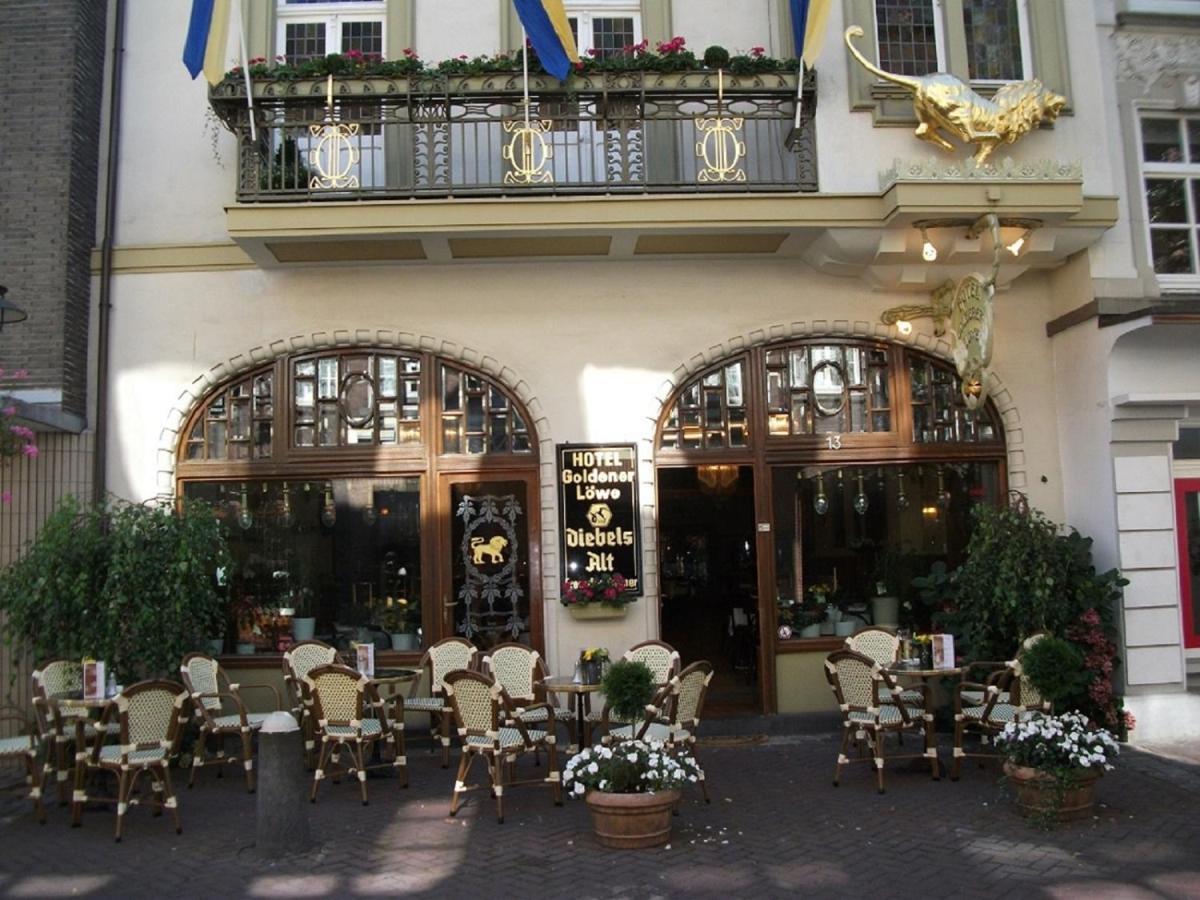 Hotel Goldener Loewe Кавелар Экстерьер фото